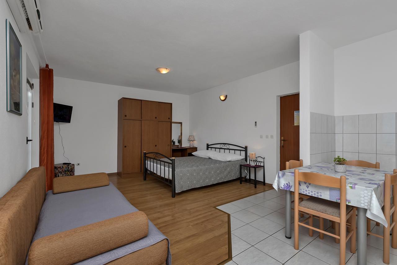 Apartmani Leona Makarska Dış mekan fotoğraf